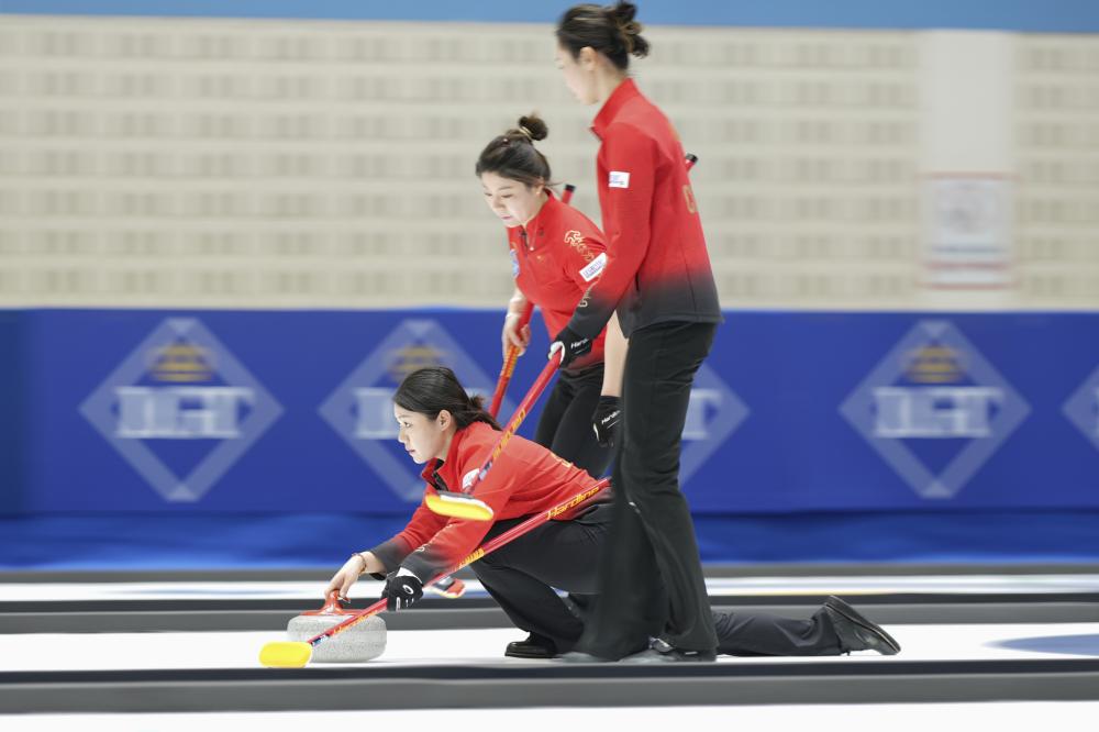 相提并论 相提并论